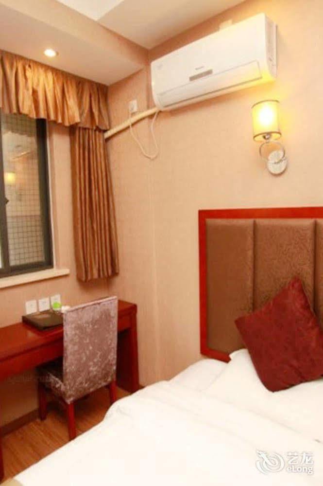 Helun Hotel Чэнду Экстерьер фото